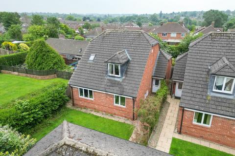 Scraptoft Lane, Leicester 3 bed detached house for sale