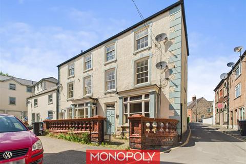 Chapel St, Denbigh LL16 4 bed flat for sale