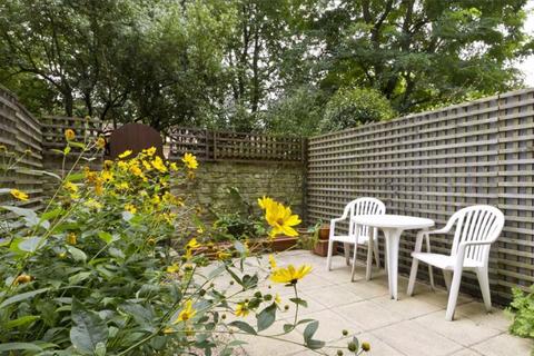 Bartle Road, London W11 1 bed flat for sale
