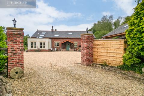 Hall Lane, Ormskirk L40 5 bed detached house for sale
