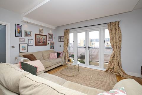 Cavendish Street, Ramsgate, CT11 2 bed flat for sale