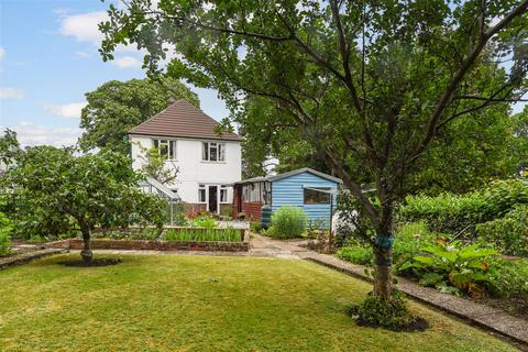 Burnt Hill Road, Farnham 3 bed detached house for sale