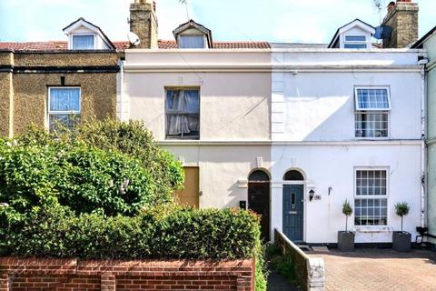 6 Beach Road, Southsea, PO5 2JH 5 bed terraced house for sale