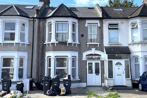 148 Windsor Road, Ilford, IG1 1HE 4 bed block of apartments for sale