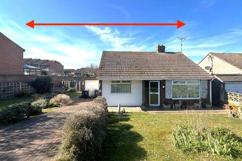 20 Manston Road, Margate, CT9 4LZ 2 bed detached bungalow for sale
