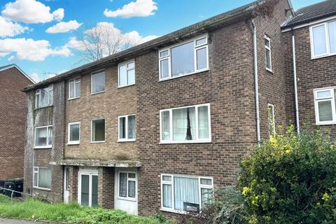 110 Roseholme, Maidstone, ME16 8DS 2 bed flat for sale
