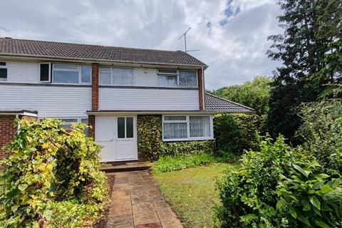 Highgate Road, Woodley, Reading 3 bed end of terrace house for sale