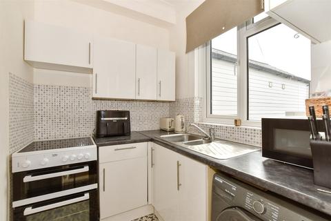 Carisbrooke Road, Newport, Isle of Wight 1 bed apartment for sale