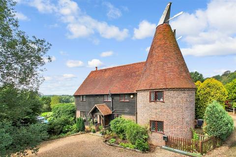 South Farm Lane, Tunbridge Wells TN3 4 bed detached house for sale