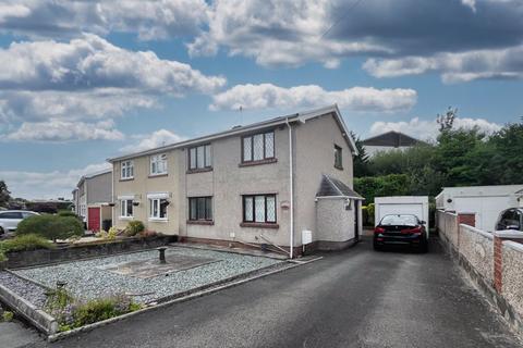 Dynevor Avenue, Neath, SA10 7AH 3 bed semi
