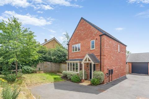 Bennett Drive, Banbury 3 bed detached house for sale