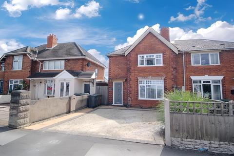 Oakwood Road, Walsall WS3 2 bed semi