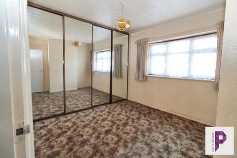 Edinburgh Road, Chatham, Kent, ME4 2 bed terraced house for sale