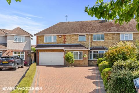 St. Margarets Road, Ware SG12 4 bed semi