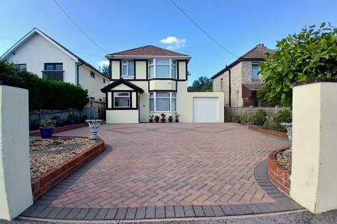 Lulworth Avenue, Poole BH15 4 bed detached house for sale