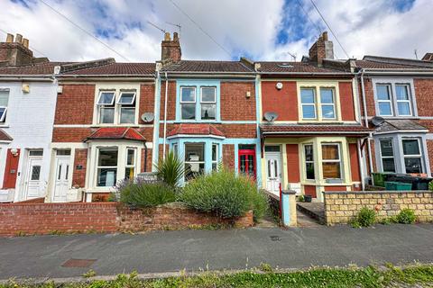 Highworth Road, Bristol BS4 2 bed terraced house for sale
