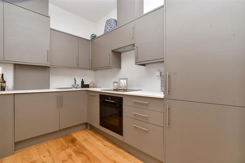 Russell Hill, West Purley, Surrey 1 bed flat for sale