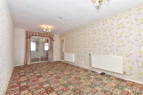 Shipman Avenue, Canterbury, Kent 2 bed semi