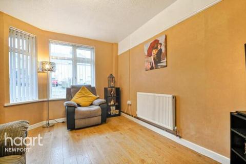 Ronald Road, Newport 3 bed semi