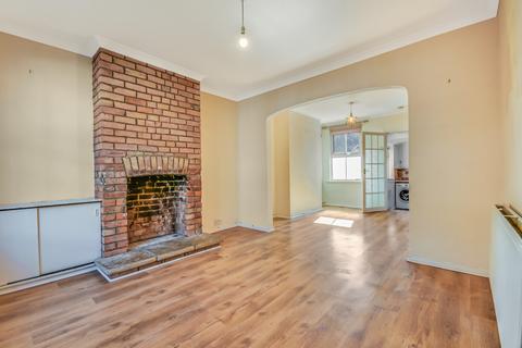 Roman Road, Old Moulsham, Chelmsford 2 bed terraced house for sale