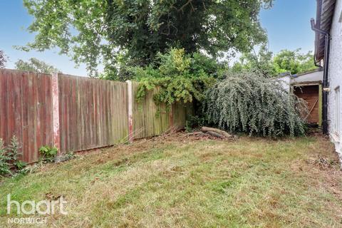 The Street, Norwich 3 bed semi