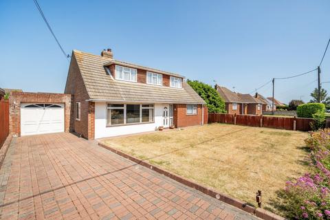 Poplar Lane, Lydd, Romney Marsh... 4 bed bungalow for sale
