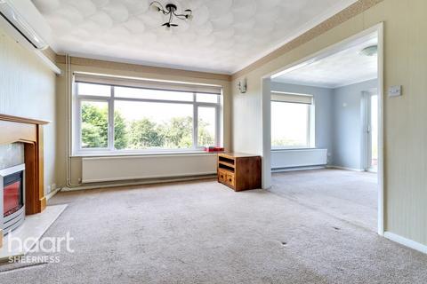 Cliff Gardens, Sheerness 3 bed detached bungalow for sale