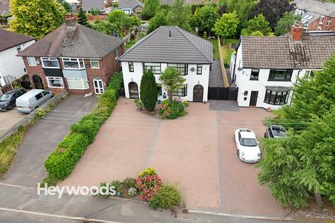 Fairview Villas, Baldwins Gate... 4 bed detached house for sale