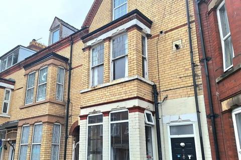 Blackburn Avenue, Bridlington YO15 1 bed flat for sale