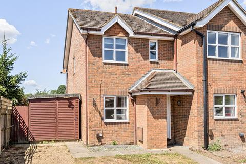 Riverview Gardens, Cobham, Surrey, KT11 2 bed semi