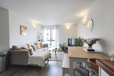 Standard Hill, Nottingham 2 bed apartment for sale