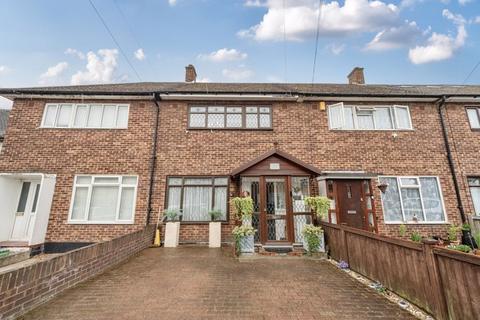 Tiverton Drive, New Eltham SE9 3 bed terraced house for sale