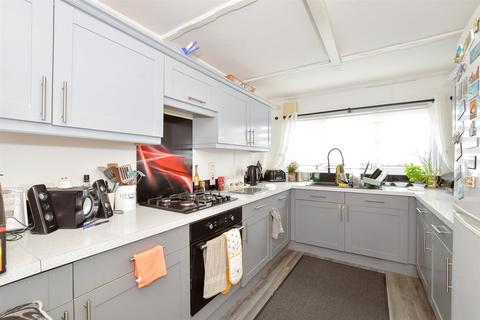 Shripney Road, Bognor Regis, West Sussex 2 bed park home for sale