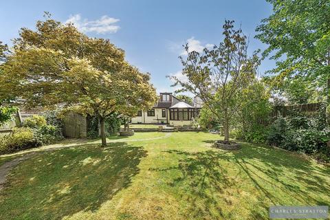 Burnt House Lane, Ingatestone 2 bed bungalow for sale