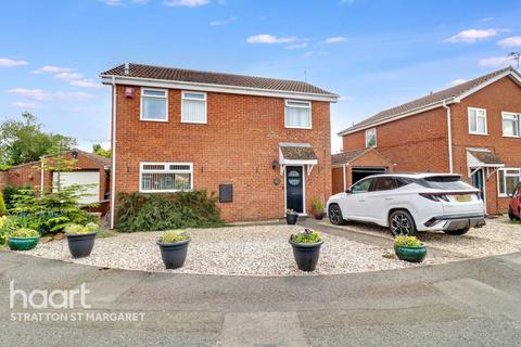 Barrowby Gate, Swindon 3 bed detached house for sale