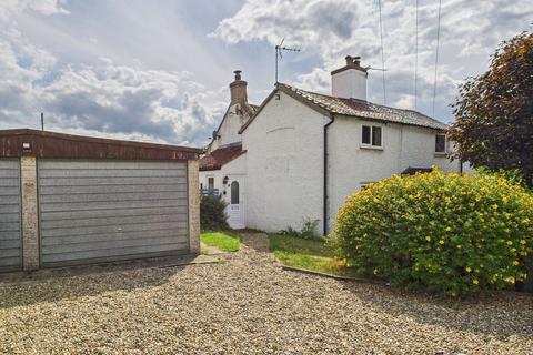 Mill Road, Ellingham 2 bed cottage for sale