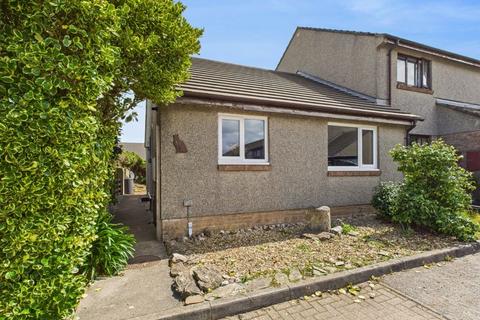 Treloweth Way, Pool