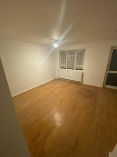 St Josephs Road, Edmonton, London 2 bed maisonette for sale