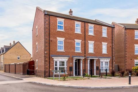 The Circus, Spalding 6 bed semi