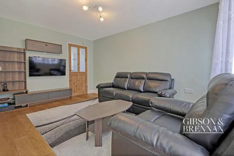 The Hedgerow, Basildon, SS16 2 bed terraced house for sale