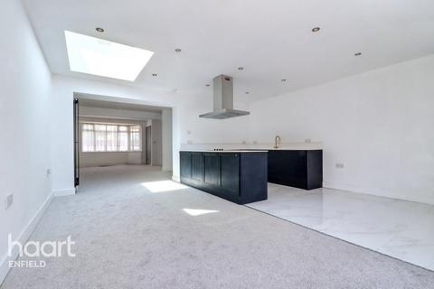 Great Cambridge Road, Enfield 4 bed terraced house for sale