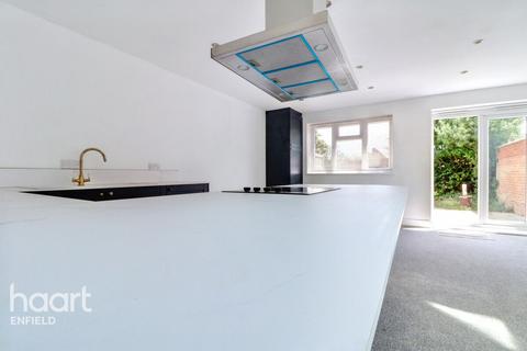 Great Cambridge Road, Enfield 4 bed terraced house for sale