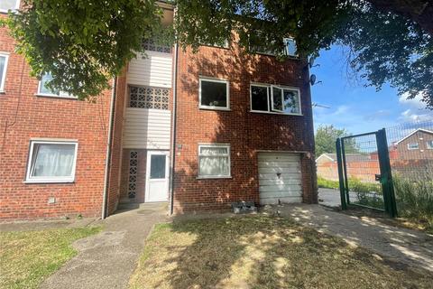 Thorgam Court, Grimsby, Lincolnshire... 2 bed apartment for sale