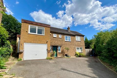 Elmlee Close, Chislehurst BR7 3 bed detached house for sale