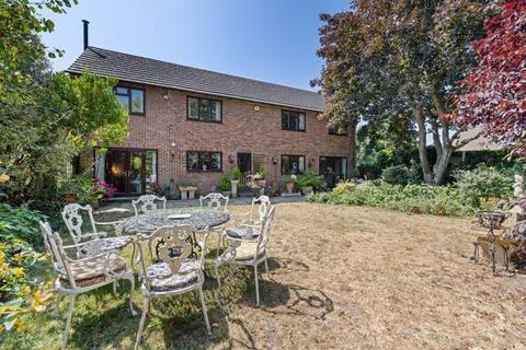 Goodwood Gardens, 4 bed detached house for sale