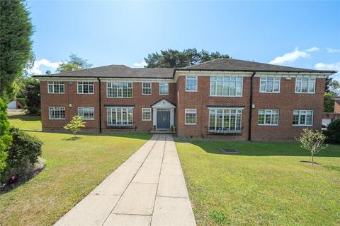 Sandmoor Green, Leeds, West Yorkshire 3 bed apartment for sale