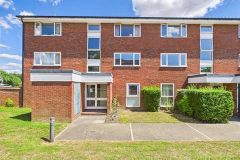 Bellfield, Pixton Way, Croydon 1 bed house for sale