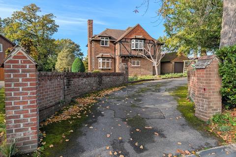 PARK LANE, FAREHAM 3 bed detached house for sale