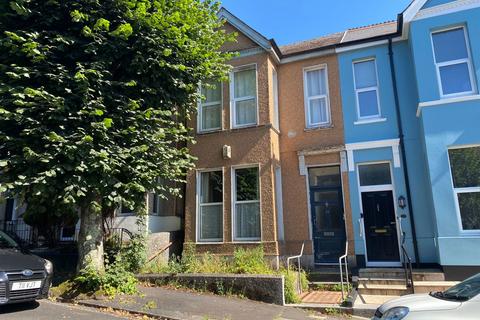 Quarry Park Road, Plymouth PL3 1 bed flat for sale