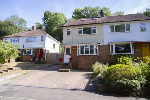 Winterbourne Close, Lewes 3 bed semi